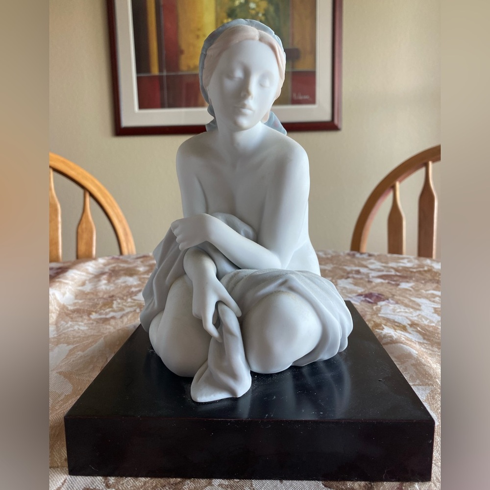 RETIRED 2004 ‘A TIMELESS MOMENT’ Lladro item#01016886